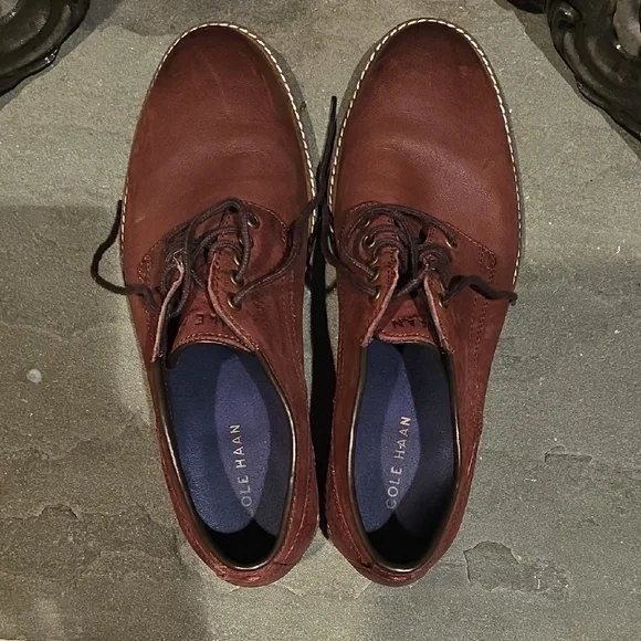 Elegant Cole Haan Nathan Plain Toe Men's Brown Leather Oxfords Size 9M